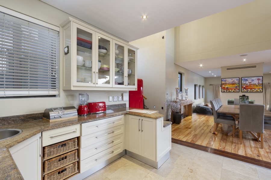 To Let 4 Bedroom Property for Rent in Boskloof Eco Estate Western Cape